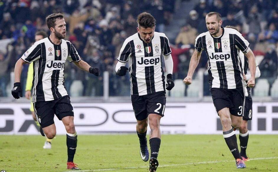 海外博主：C罗亲自联系B费，希望他能加盟利雅得胜利（据海外博主爆料，C罗主动联系B费，邀请其加盟利雅得胜利）