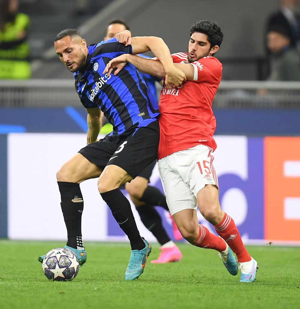 记者：皇马加入鲁本·内维斯争夺战，希望明年夏天免签（皇马参与鲁本·内维斯竞逐，计划明夏自由签约）