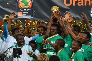 武里南联主帅：我们针对海港做了充分准备，比赛结果非常理想（武里南联主帅：针对海港精心备战，收获理想赛果）