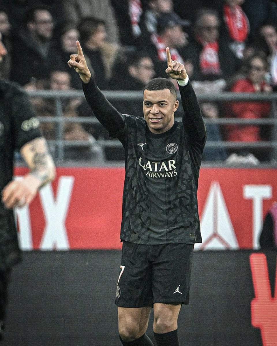 ESPN：曼联冬窗难有大手笔，中场引援可能只有施蒂勒可行