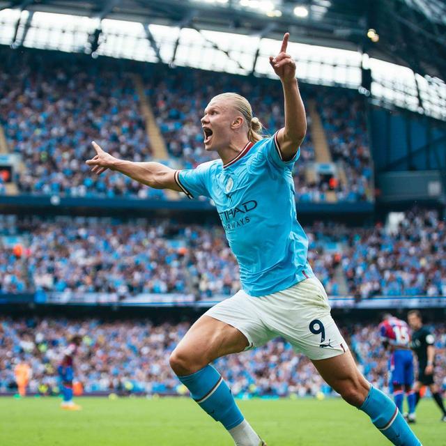 赫莱布的运球？简直是犯罪（赫莱布的盘带？堪称犯规级表现）