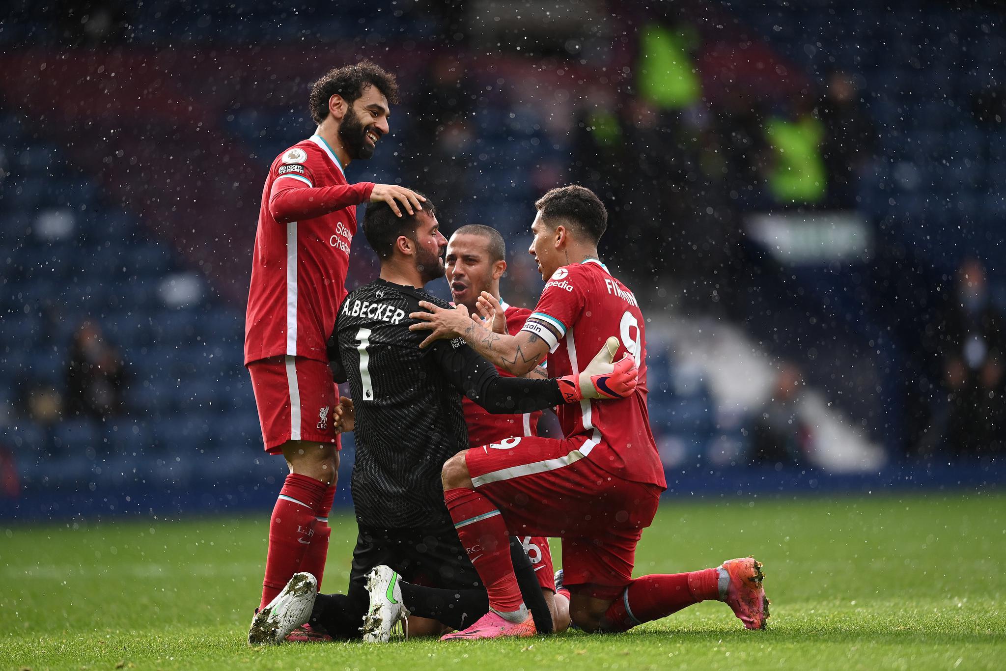 霍伊伦：我想进球，但我是团队型球员，球队获胜最重要（霍伊伦：想进球，但更看重团队，赢球最关键）