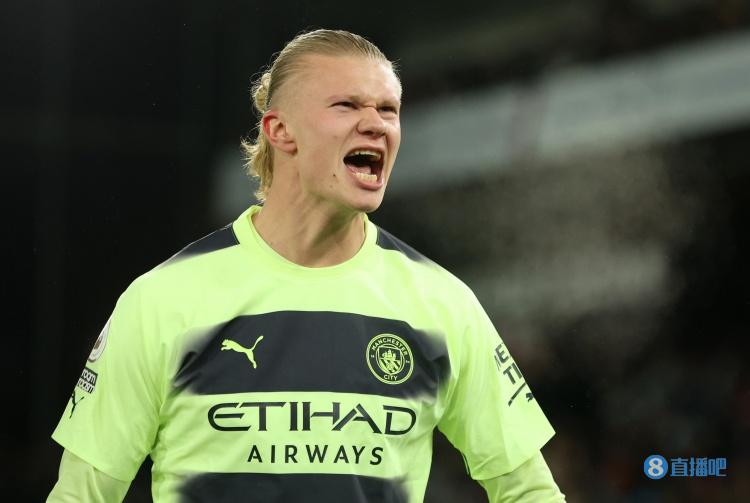 阿莫林明确奥纳纳在曼联已经没有未来。（阿莫林称奥纳纳在曼联已无位置）