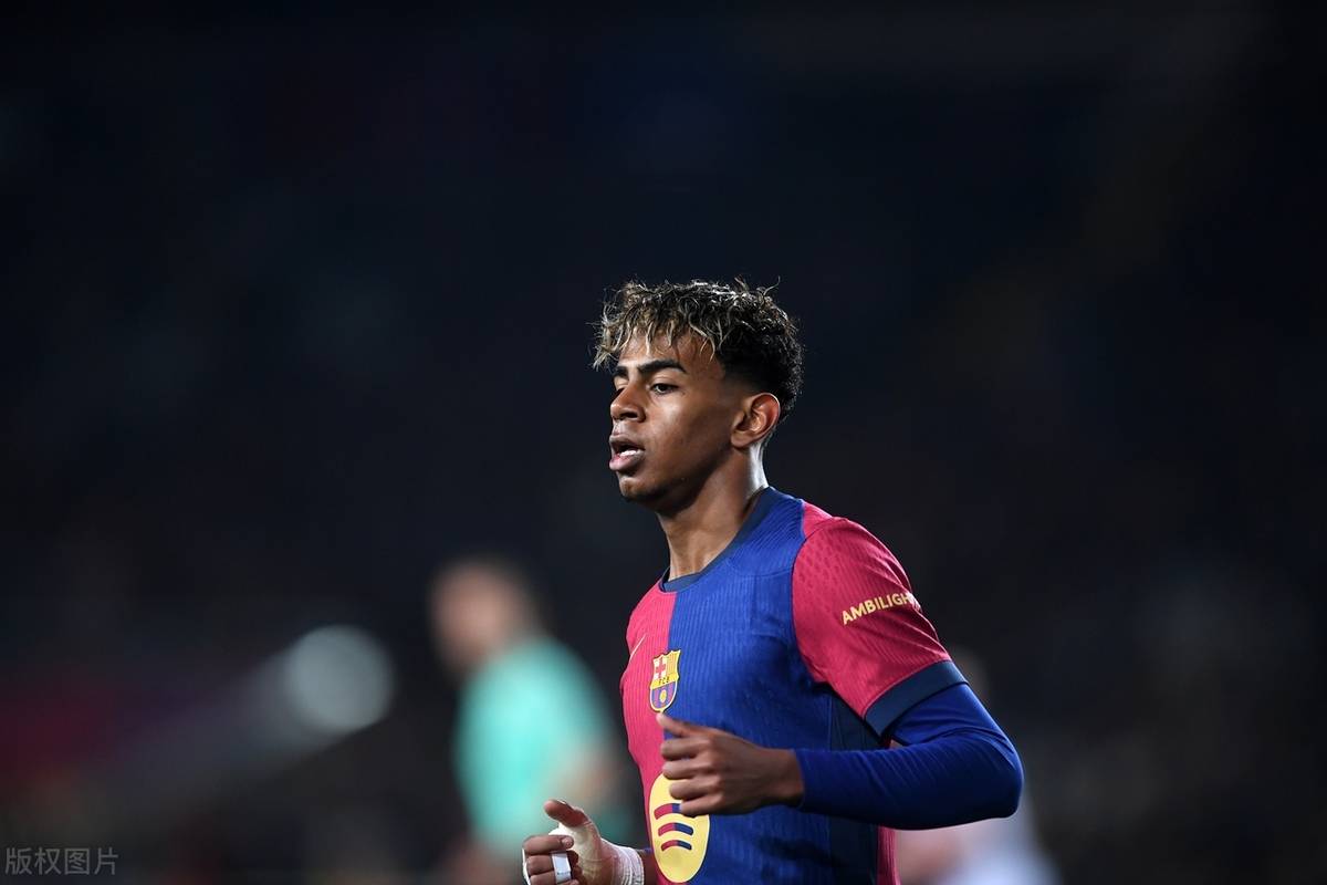 马尔蒂尼：希望意大利进世界杯；不会去米兰以外的任何俱乐部（马尔蒂尼：盼意大利打进世界杯，除米兰外不加盟任何俱乐部）