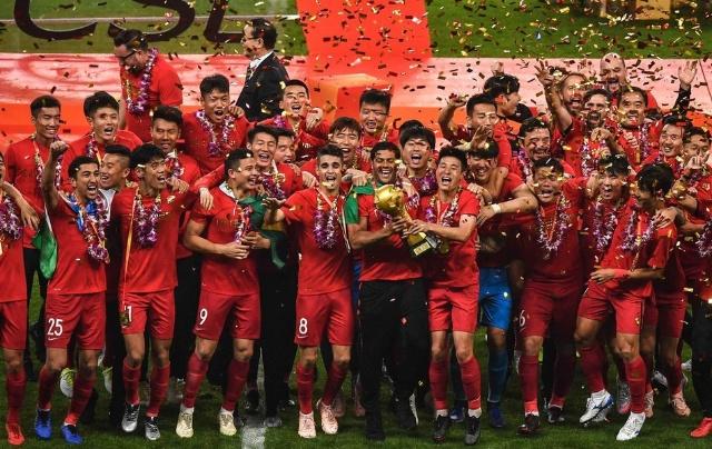 德佬：如果我们没有7万座的现代球场，如何与米兰双雄竞争（德佬：没7万座现代球场，怎么跟米兰双雄竞争？）