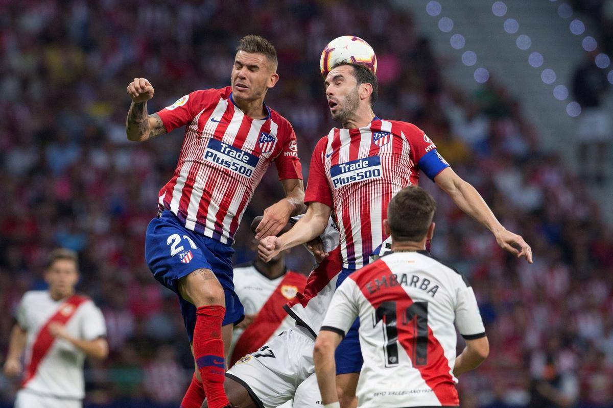 记者：郑智有望接替邵佳一执教青岛西海岸（媒体称郑智或接棒邵佳一执掌青岛西海岸）