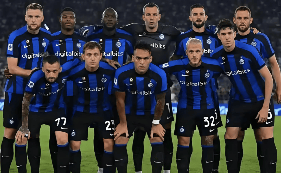 砸地头球破门，梅西打进职业生涯的第896球（头球砸地入网，梅西收获生涯第896球）