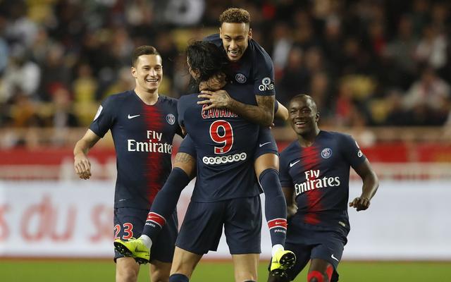 中超降级队换帅风波：洋帅黯然离场，菜鸟能否逆袭？（中超降级队帅位动荡：外教离任，新人上任能否逆袭？）